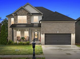 1011 Barnhill Rd, Clarksville, TN 37043