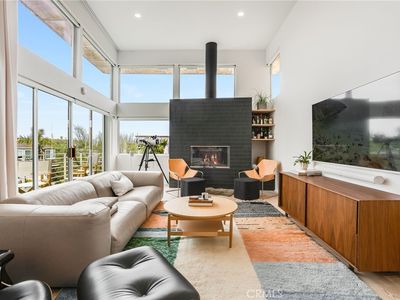 912 Santa Ana St, Laguna Beach, CA, 92651