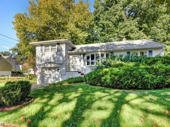 52 Otoole St, Westwood Boro, NJ 07675
