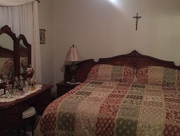 3rd image of 1636 S Tropea Ave