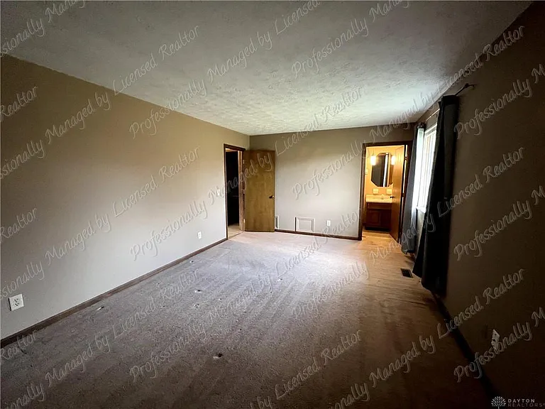 8774 Shadycreek Dr — Photo 23