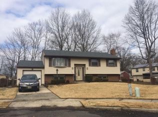 528 Carver Ct, Lawnside, NJ 08045