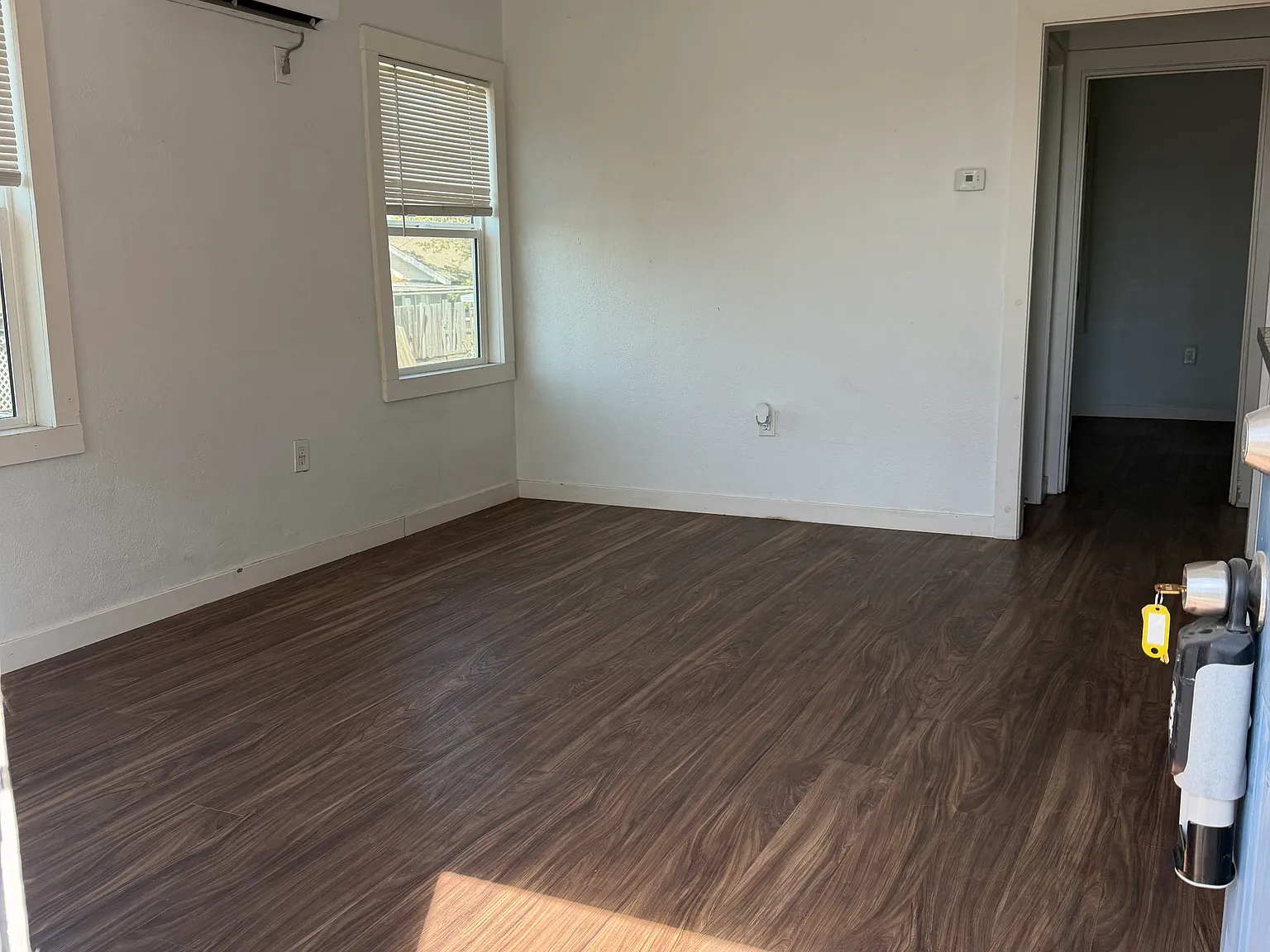 1 bed, $1,000 — Photo 4