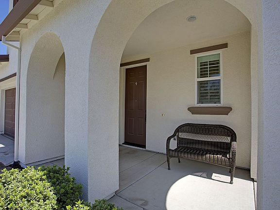 4th image of 441 Redhead Ct