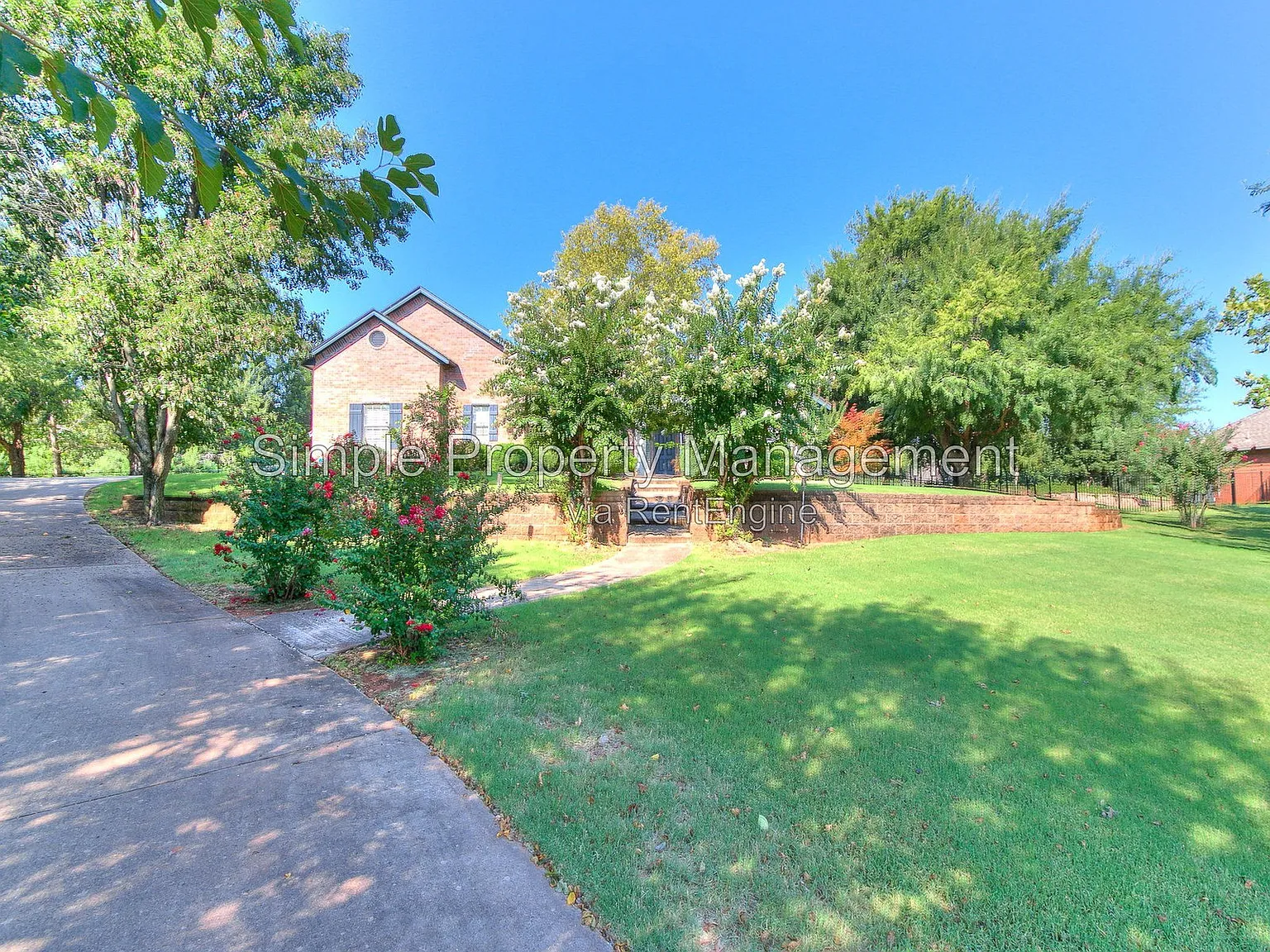 5 bed, 4.0 bath, 4150 sqft, $4,250 — Photo 2