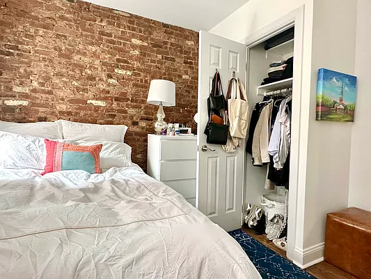 Rented by Corcoran | media 19