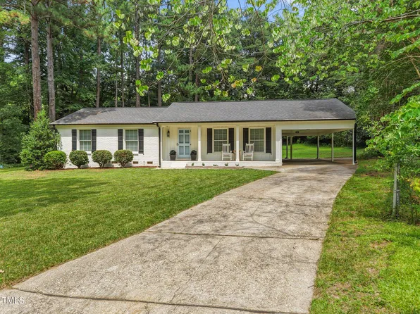 404 Troy Pl, Raleigh, NC 27609