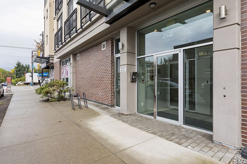Vancouver Apartment for rent - 2 Bedrooms — photo 12
