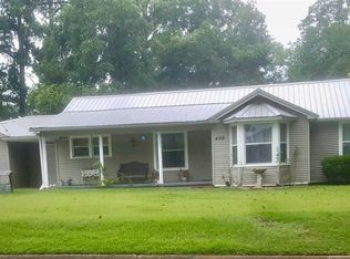 409 N Adams St, Carthage, TX 75633