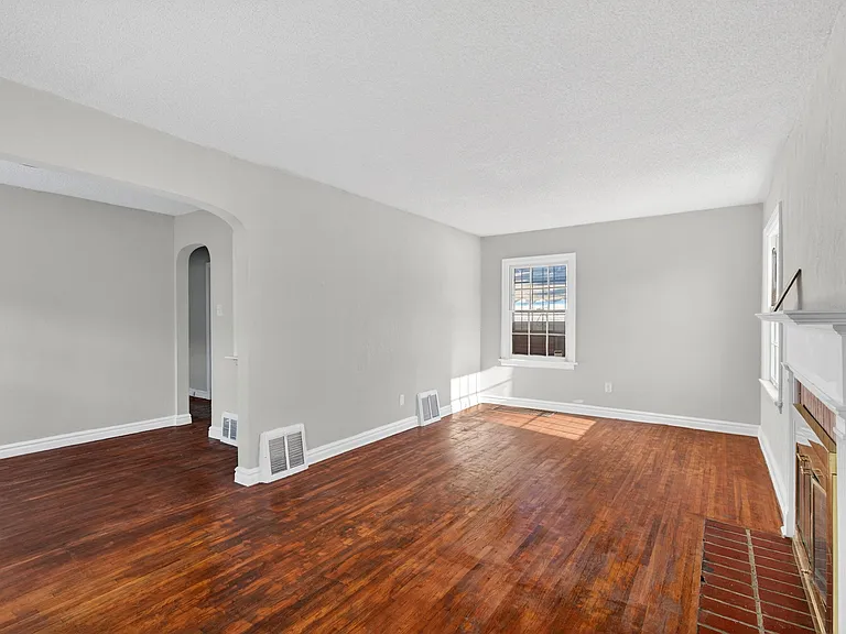 6713 Kenwood Dr — Photo 10