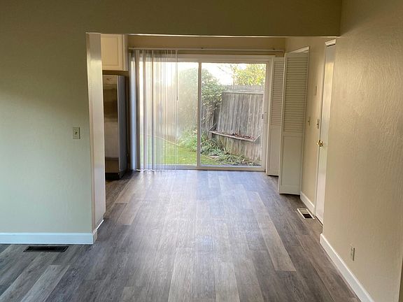 3rd image of 411 Cirrus Ave #411