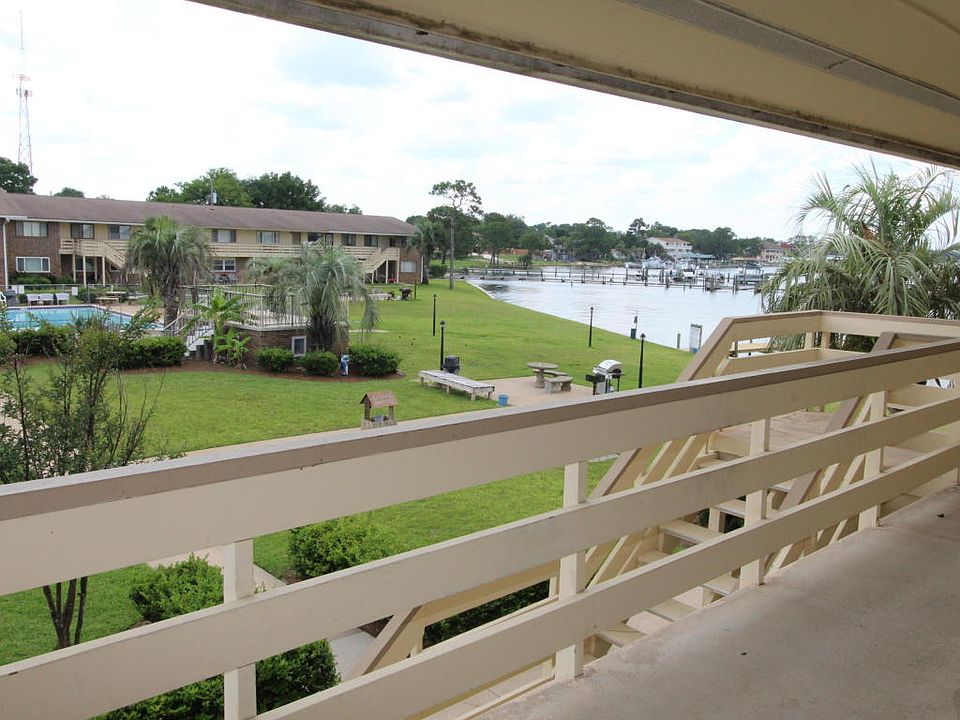 1st image of 726 Eglin Pkwy #A8