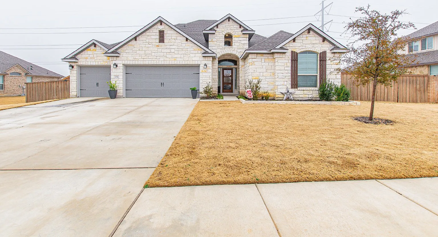 5 bed, 3.5 bath, 3594 sqft, $3,675 — Photo 1