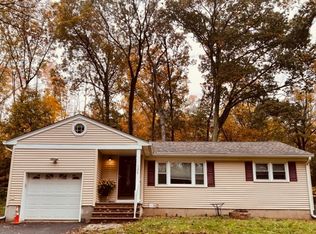 126 Old Croton Rd, Flemington, NJ 08822