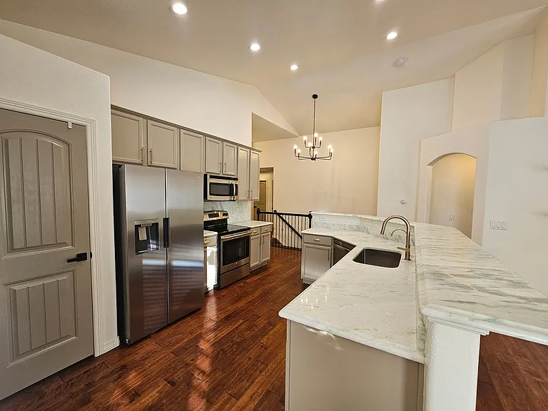 13617 Park Meadows Dr — Photo 11