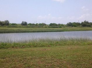 708 Nick Ln, Pt Bolivar, TX 77650