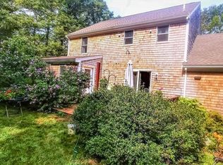18 Peters Path, Mashpee, MA 02649