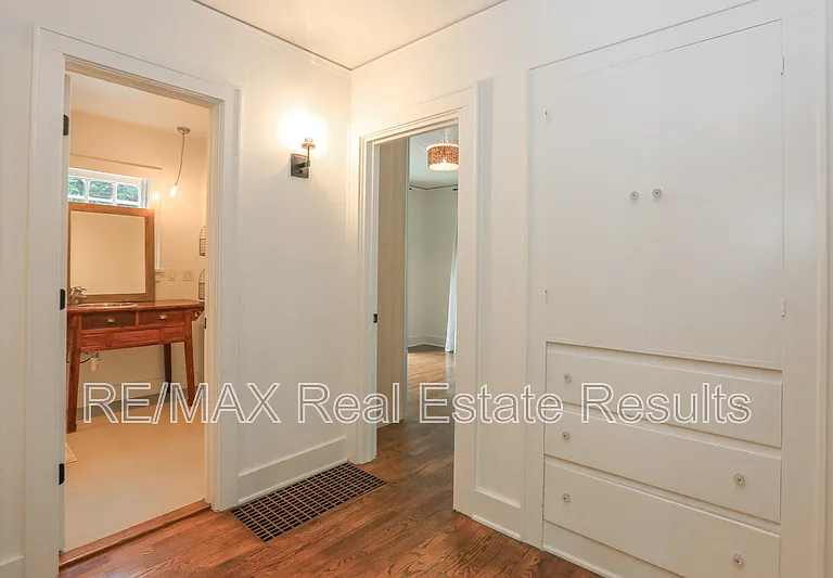 610 N Olive Ave — Photo 25