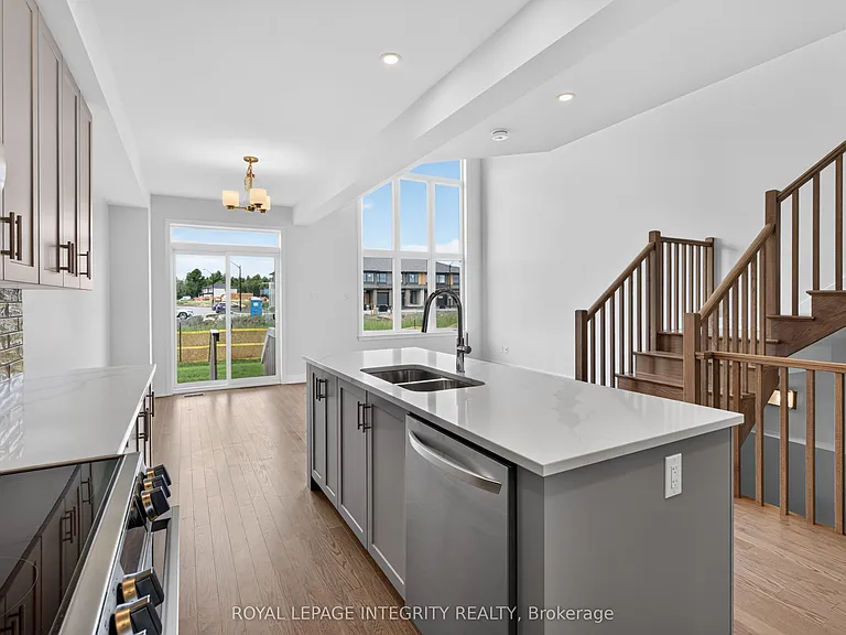 1132 Spoor St — Photo 11