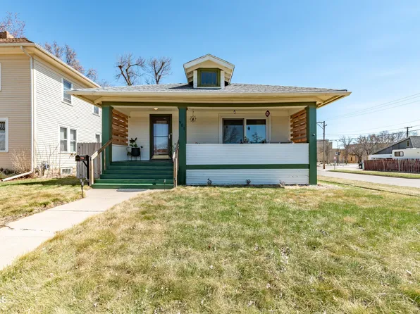 901 N 6th St, Bismarck, ND 58501