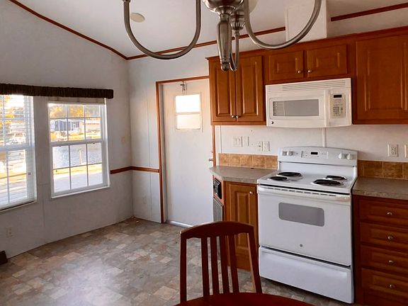 4th image of 2727 Highway 441 SE #47
