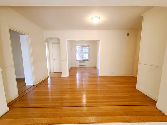 Rented by Metro Garden Realty NYC | media 12