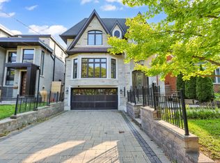 20 Walker Rd, Toronto, ON M2N 2K3