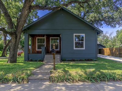 302 E Lee Ave, Weatherford, TX, 76086