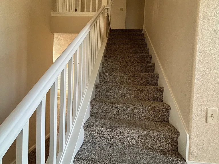 1017 Sun Meadow Dr — Photo 20