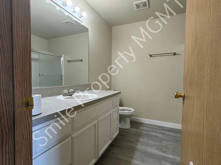 12616 SE Taggart St — Photo 18