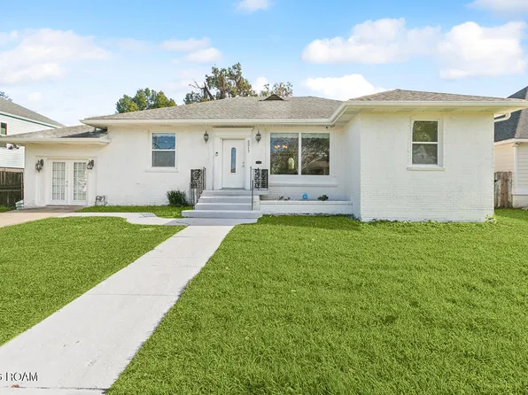 5217 Chamberlain Dr, New Orleans, LA 70122