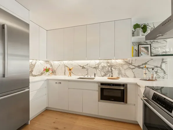 11 West 126th Street PENTHOUSE image 12 of 13