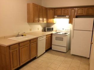 1738 Beacon St #1LT, Brookline, MA 02445