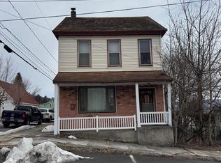 2 E Colliery Ave, Tower City, PA