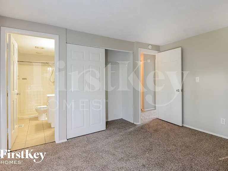 6830 Littleton Dr — Photo 8