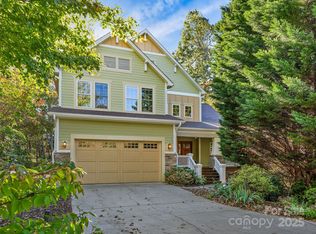 15 Ozark Spring Ln, Asheville, NC 28805