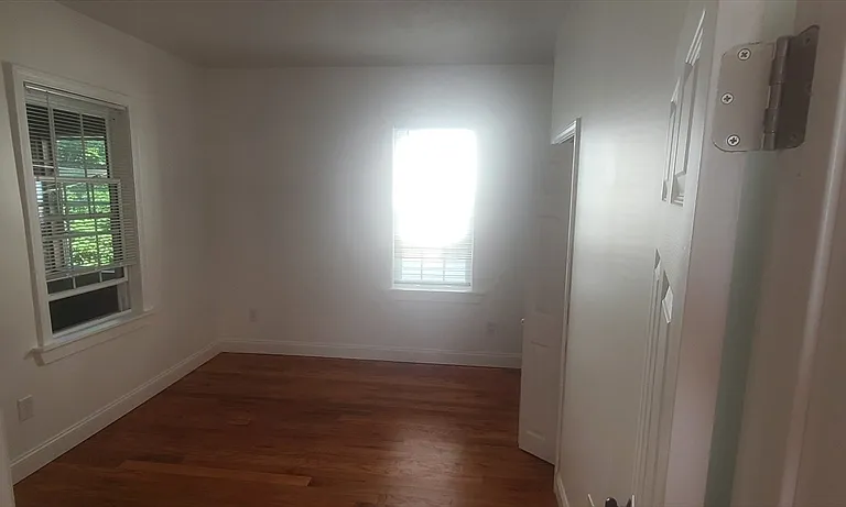 66 Franklin Ave #3 — Photo 10