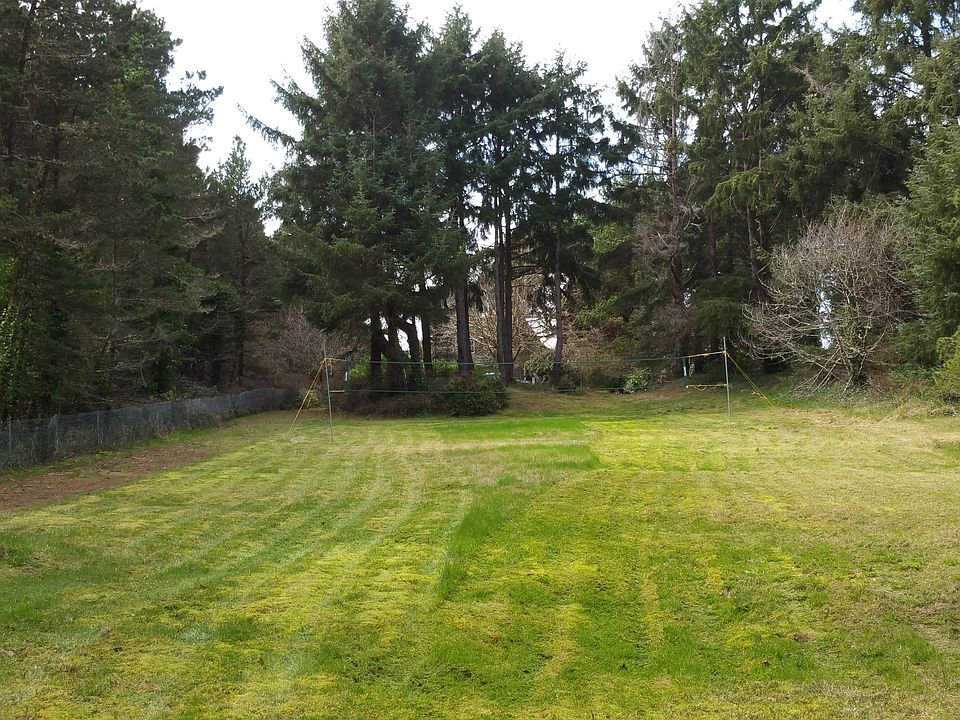 2nd image of 1200 186th Ln