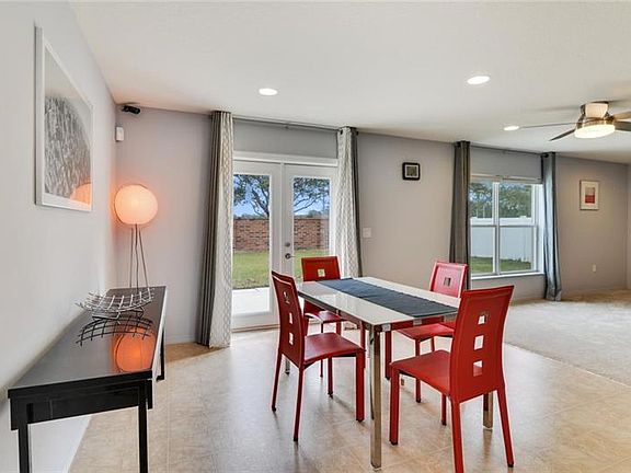 4th image of 4635 Caverns Dr