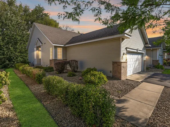 1129 Seurer St, Elko New Market, MN 55054