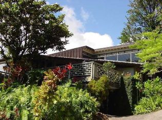 3179 Kaohinani Dr, Honolulu, HI 96817
