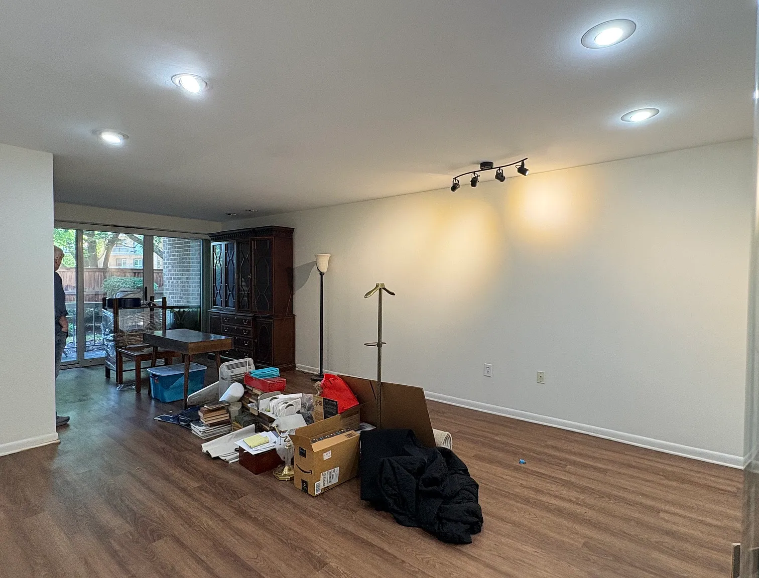 1 bed, 858 sqft, $1,650 — Photo 4