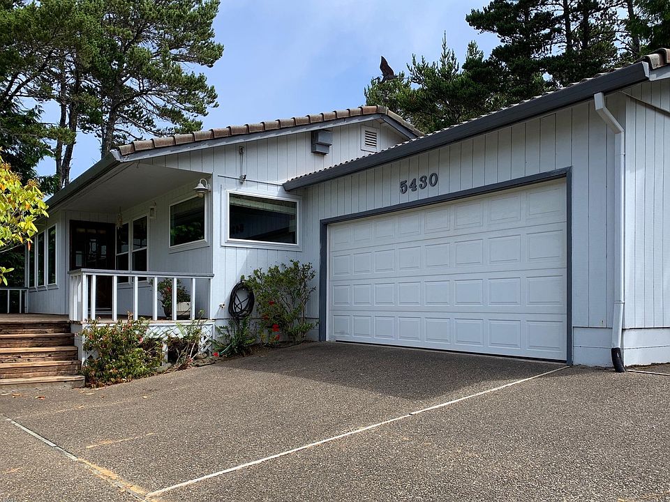1st image of 5430 Palisades Dr