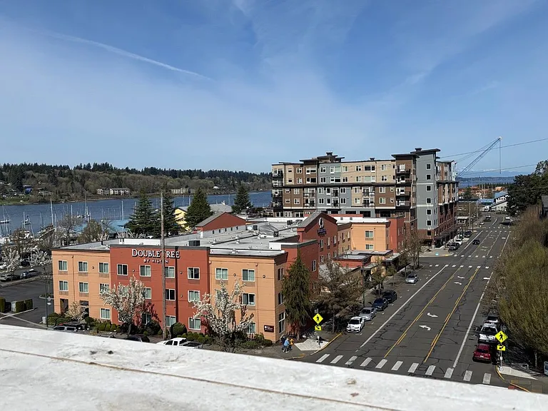 Market Flats Apartment Building — Photo 32