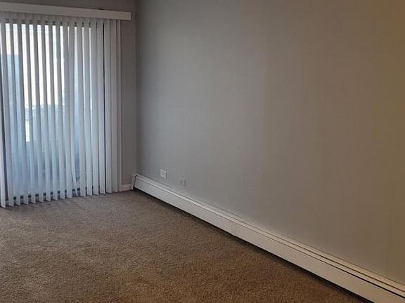 3rd image of 1513 State St APT 3C