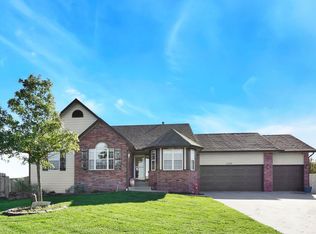 3100 Country Ln, Augusta, KS 67010