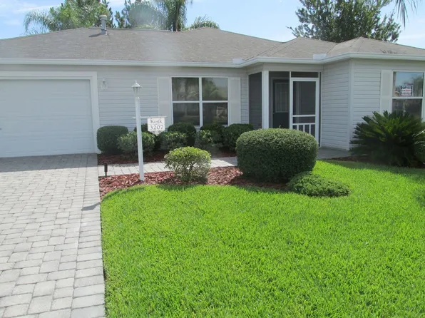 3207 Woodridge Dr, The Villages, FL 32162