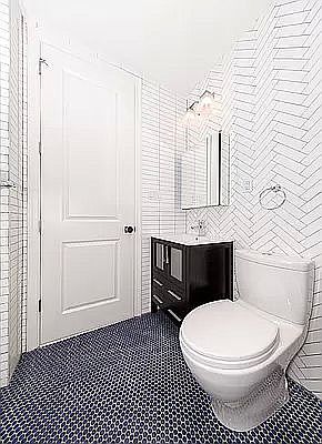 4th image of 36 Linden St #7C