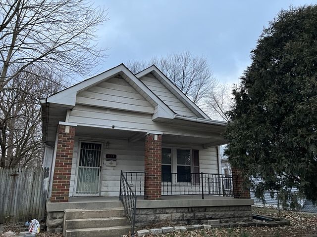 1st image of 634 N Euclid Ave