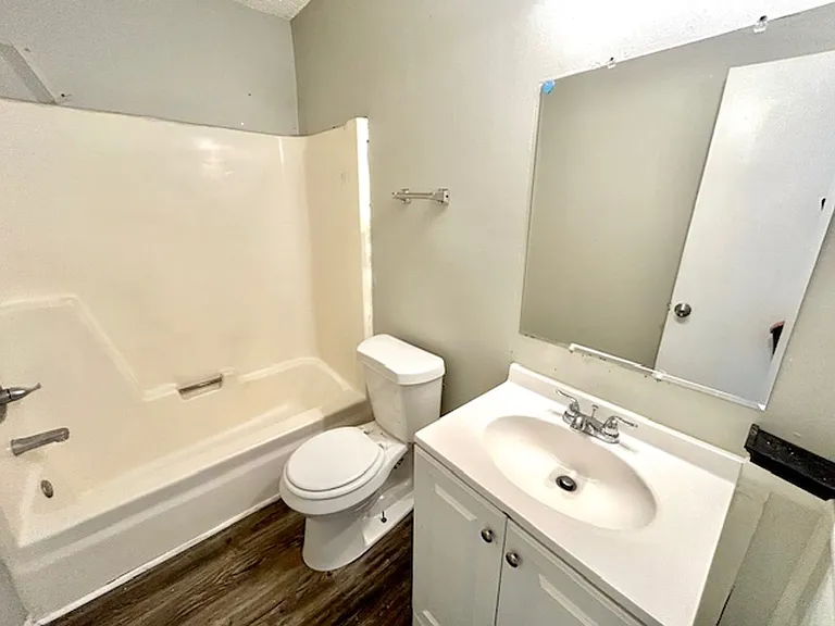 4523 Foster Ave SW — Photo 10